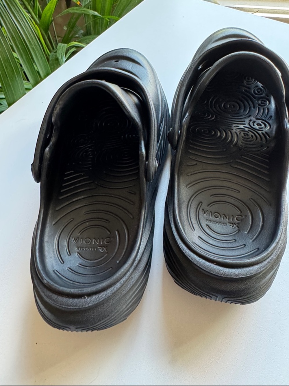 Vionic Recovery RX Black Comfort Clog Sandals Size 6 - Picture 9 of 9